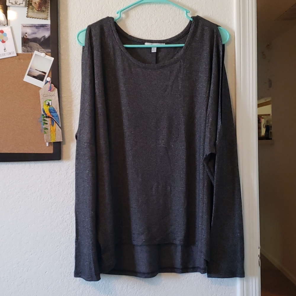 Cold shoulder Sweater